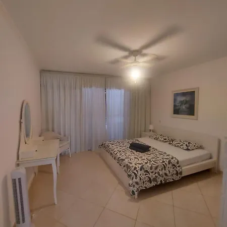 Paraiso Royal Americas *